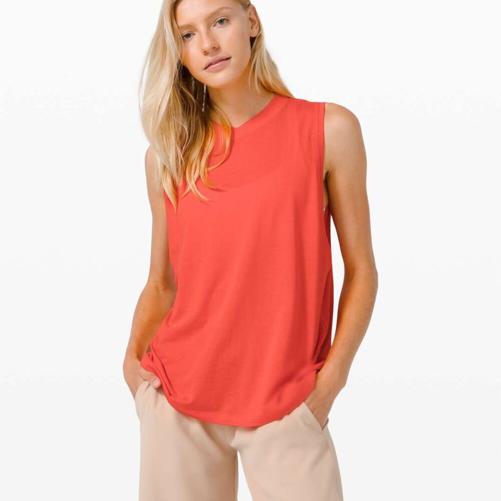 Lululemon All Yours Boyfriend Tank 12 Carnation Red Coral Orange-Pink Sleeveless